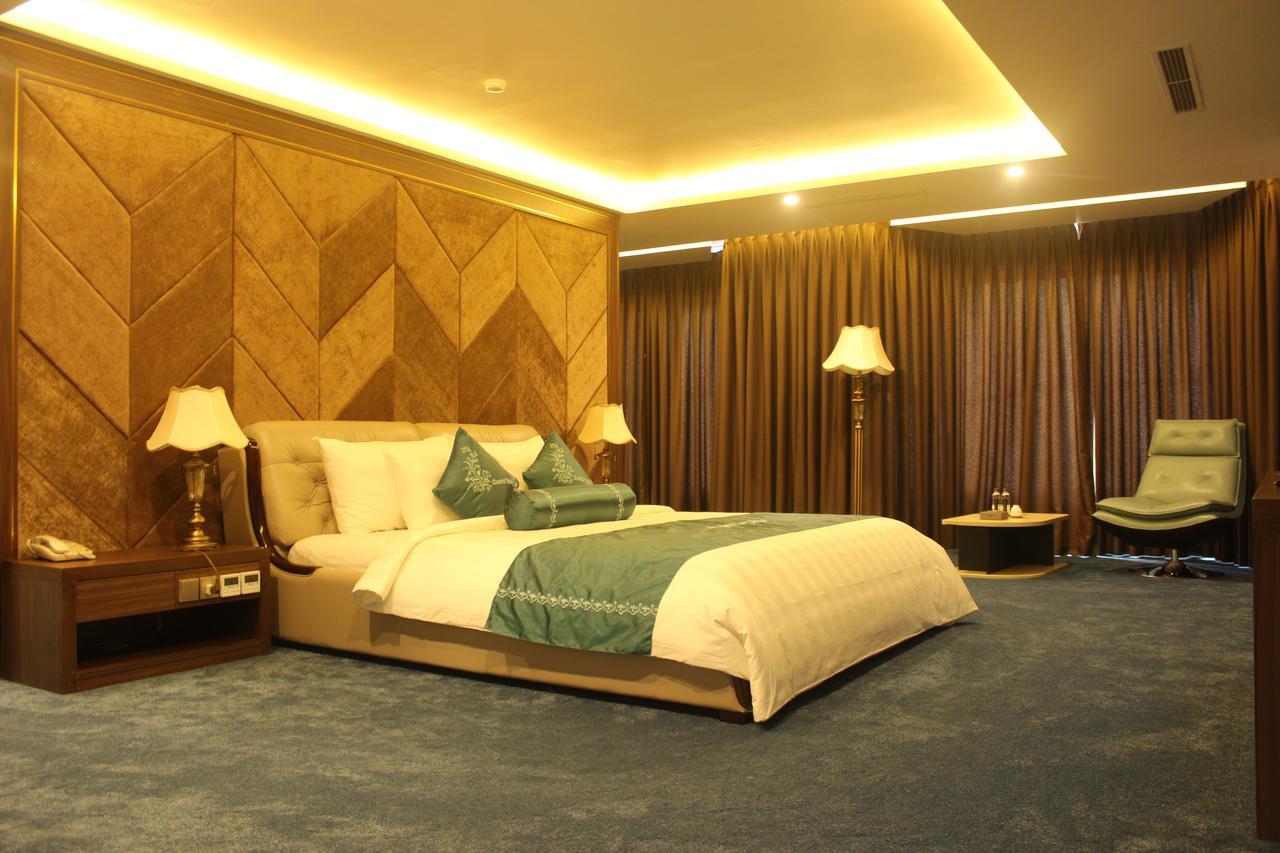 Central Hotel Thanh Hóa Eksteriør billede